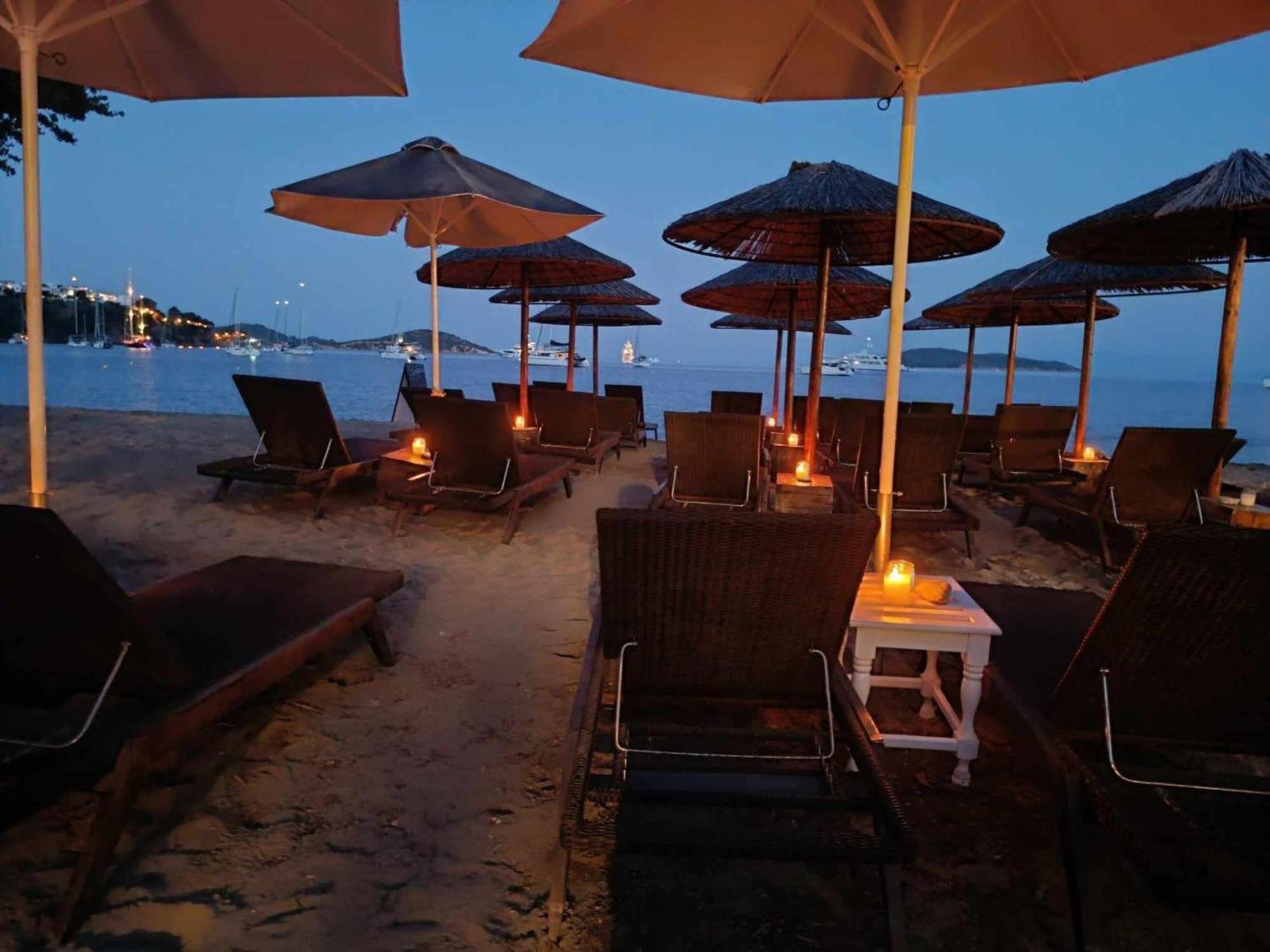 Physis Oikos Beachfront Скиатос