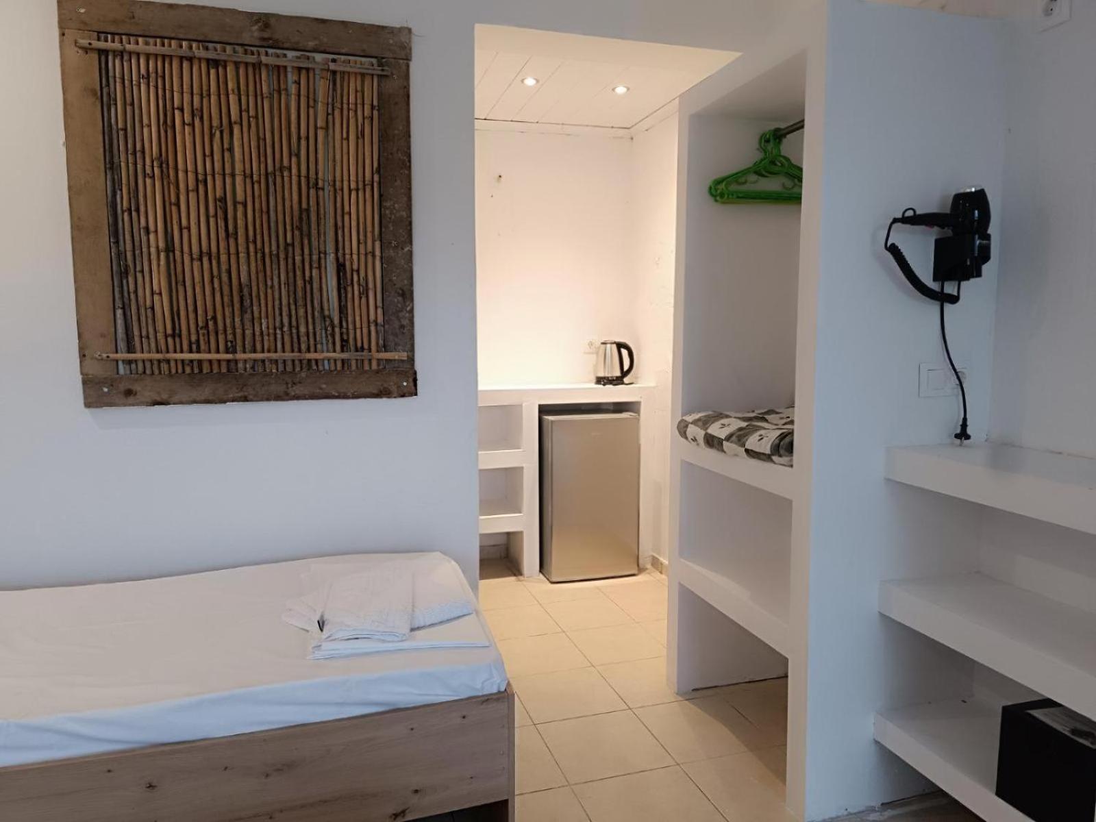 Physis Oikos Beachfront