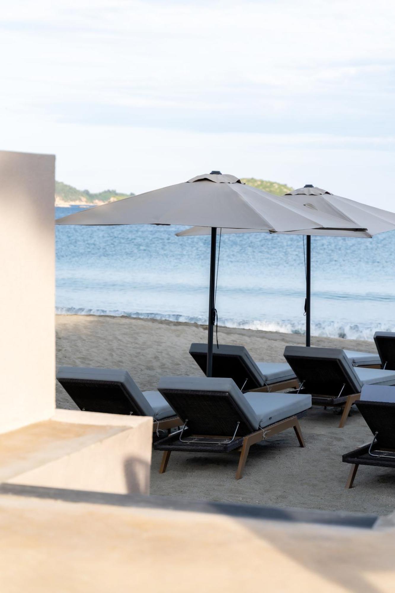Physis Oikos Beachfront *